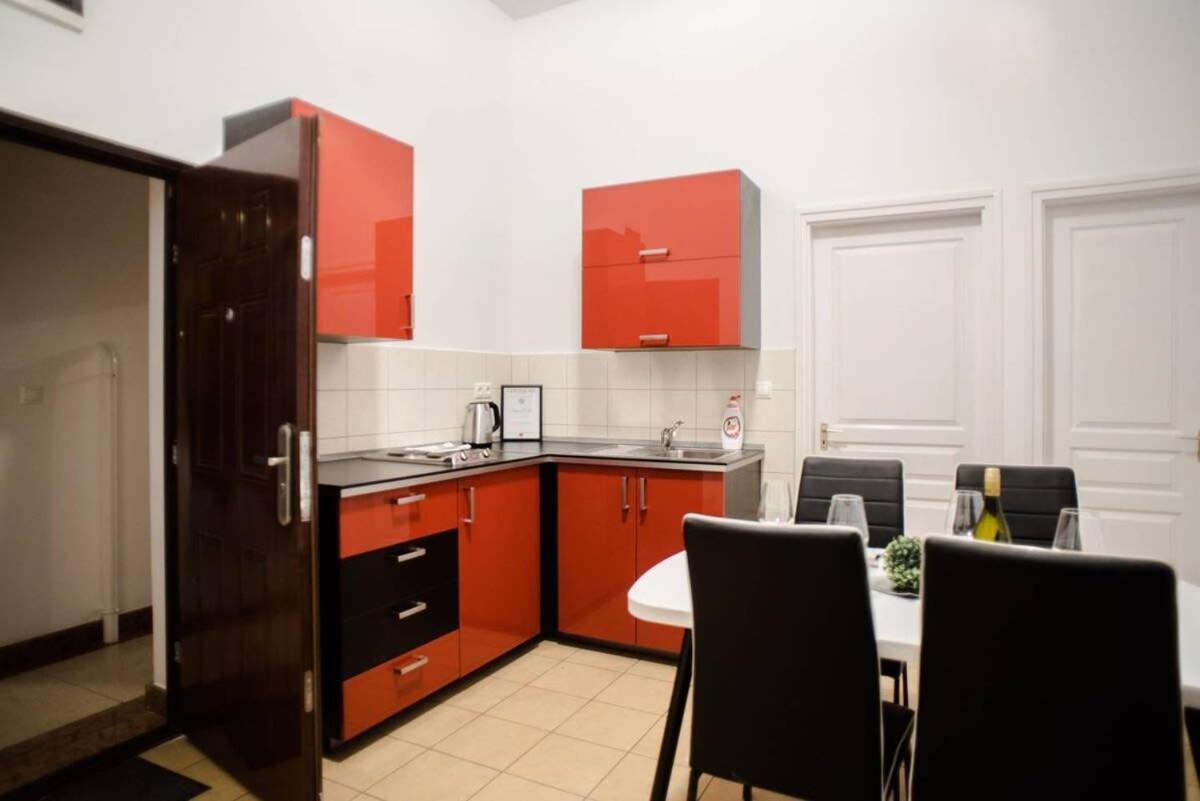 Very Central Spacious Ac Apartment 布达佩斯 外观 照片